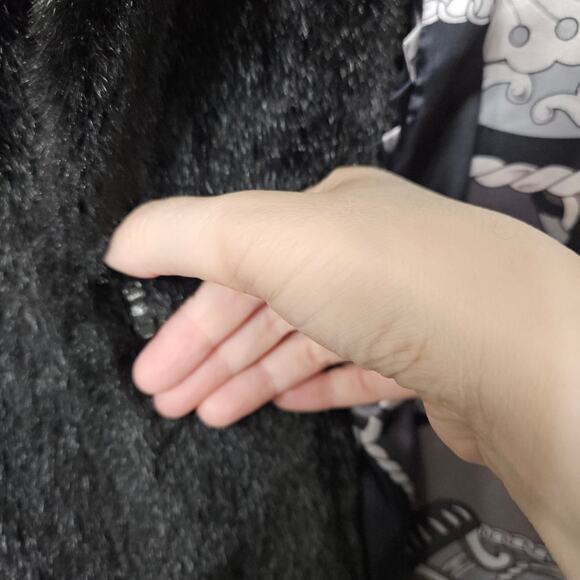 Dennis Basso Faux Fur Mink Black Coat Women Size Large Collared Pockets Mobwife - Picture 12 of 12